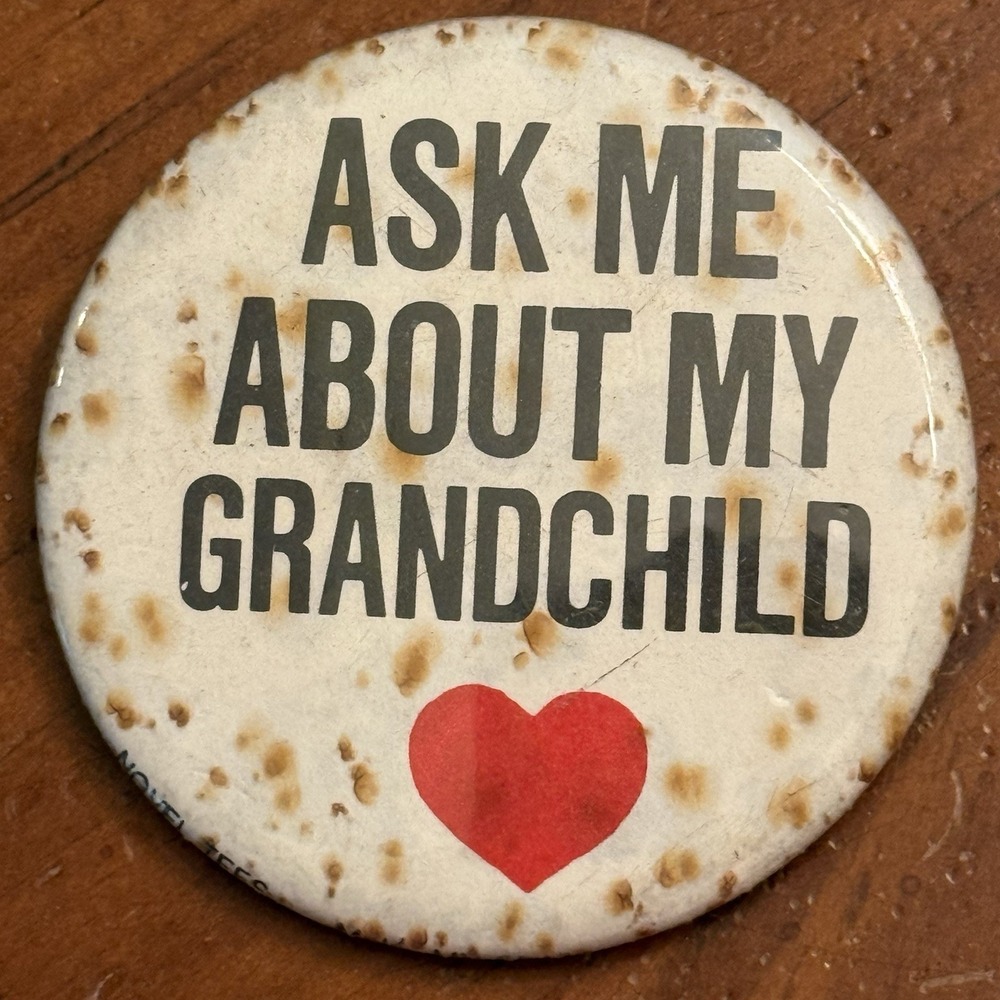 Ask Meโ About My Grandchild Heart Vintage Pinback Button Pin Round Circle